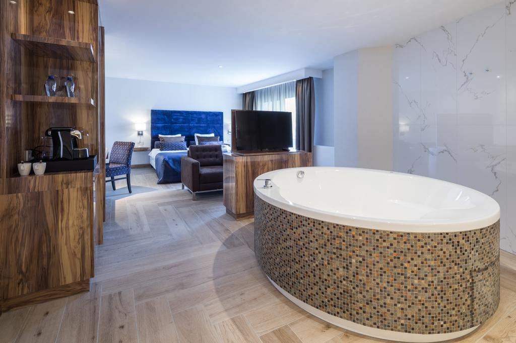 Van Der Valk Hotel Wieringermeer Wieringerwerf Eksteriør billede